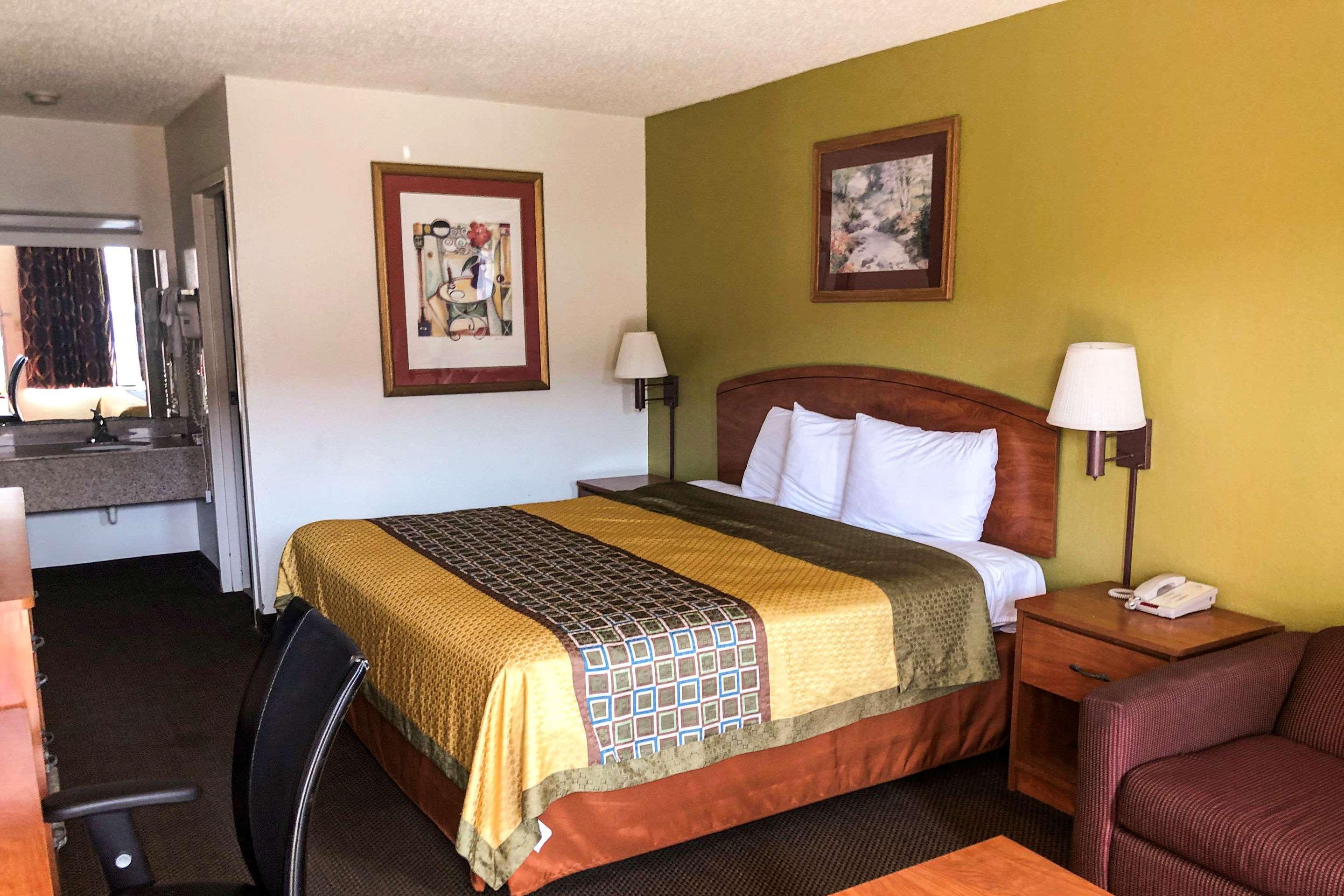 Econo Lodge Carlisle Eksteriør bilde
